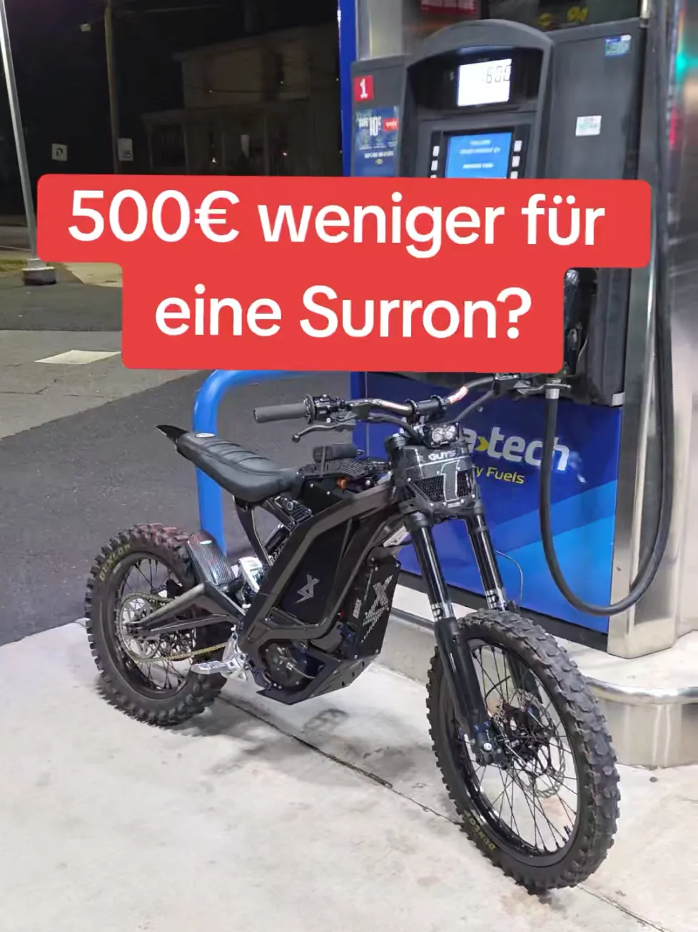 TikTok-Vorschau mit einer Surron und der Frage nach einem günstigeren Gruppenpreis